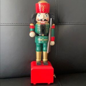 Nutcracker Guard